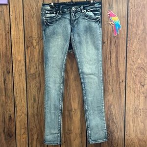 Women’s skinny low rise dark blue denim Size 7